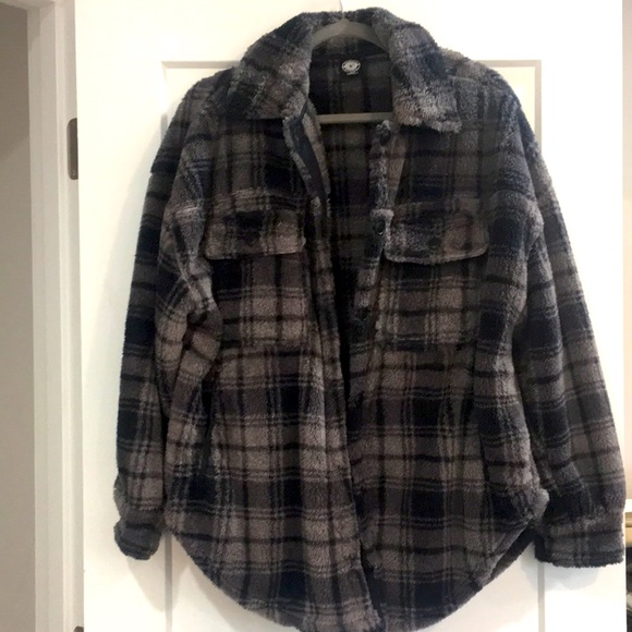 PacSun Tops - Fuzzy Shacket NWOT